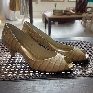 Antonio Melani Peep Toe Kitten Heels